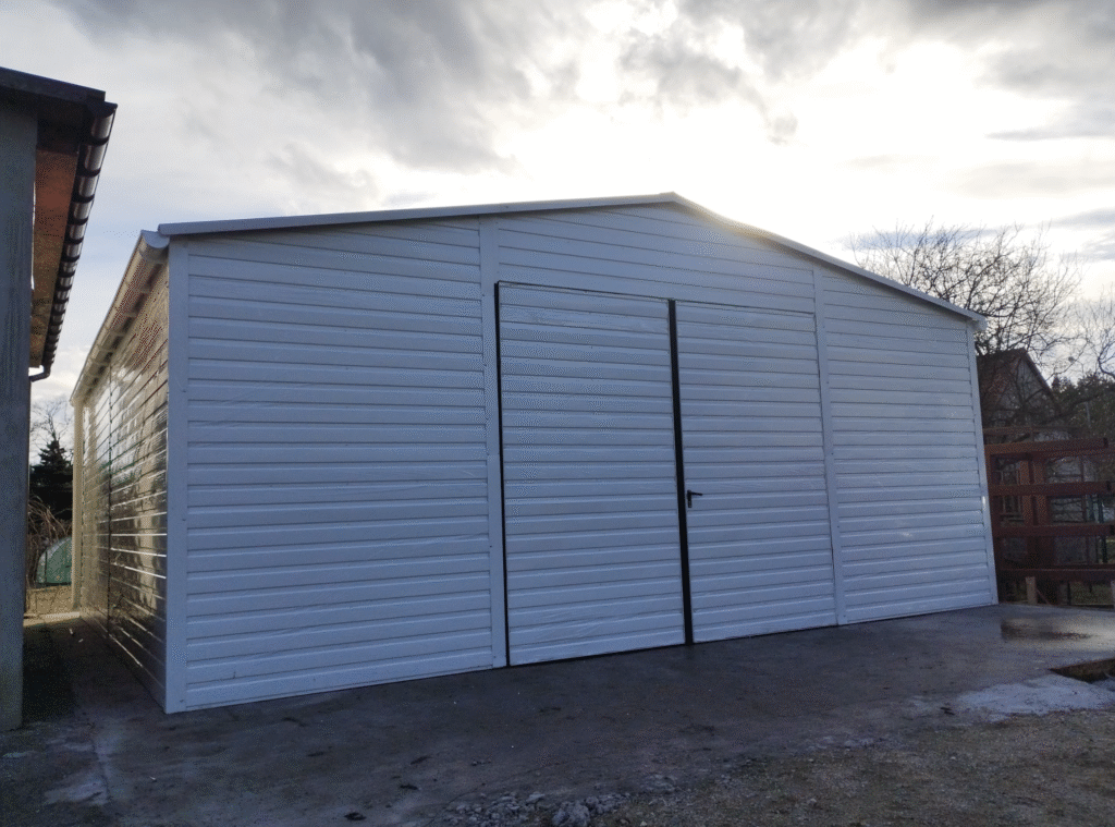 Garaż blaszany 7m x 5m