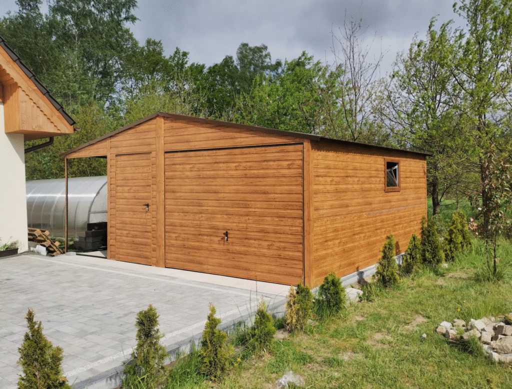 Garaż blaszany 4.5m + wiata 1.5m x 5m